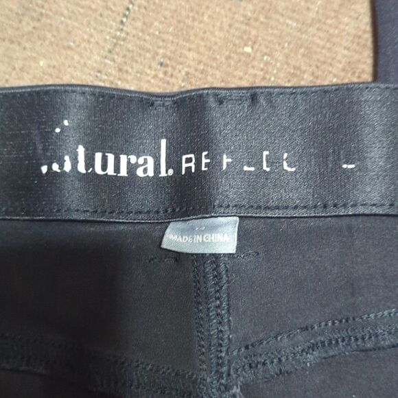 Bass Pro Natural Reflections AB Slimmer Bootcut Jeans for Ladies - Picture 5 of 8